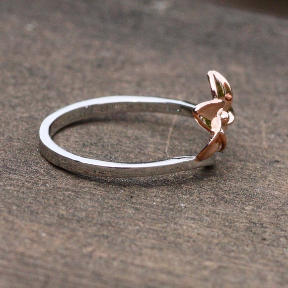 Plumeria Flower Ring in Rose Gold and Silver , Hawaii Ring , Two Tone - Picture 3 of 7